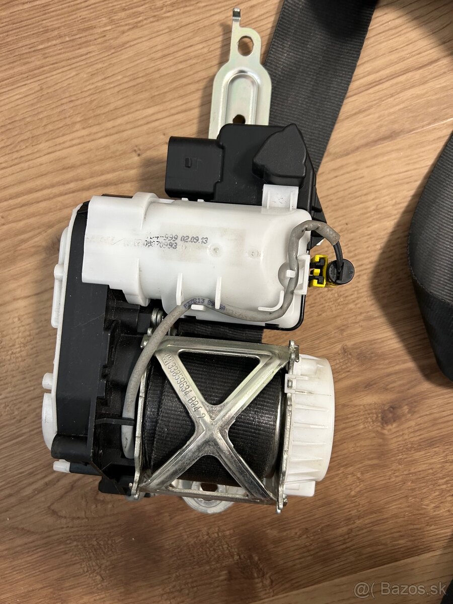 Bezpečnostný pás Volkswagen Golf VII-5G4857705 C RAA - 2