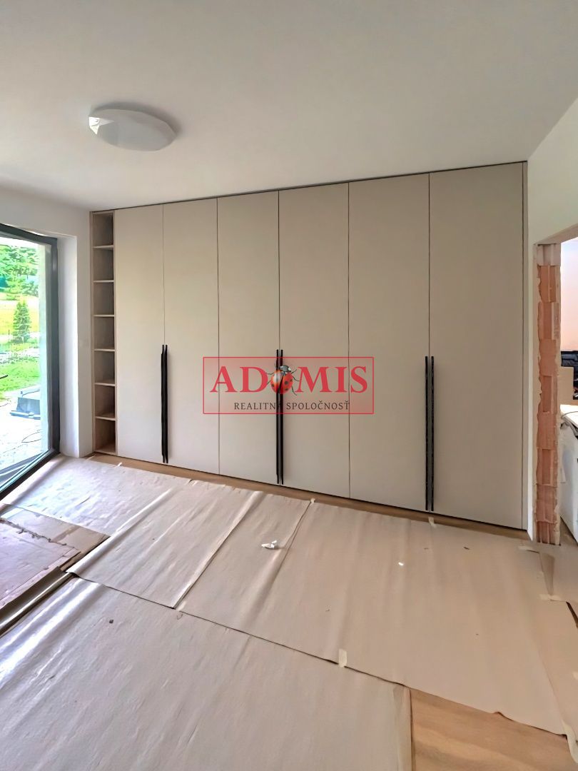 ADOMIS - prenájom (aj zvieratká) 2-izb bezbariérový byt, 89, - 2