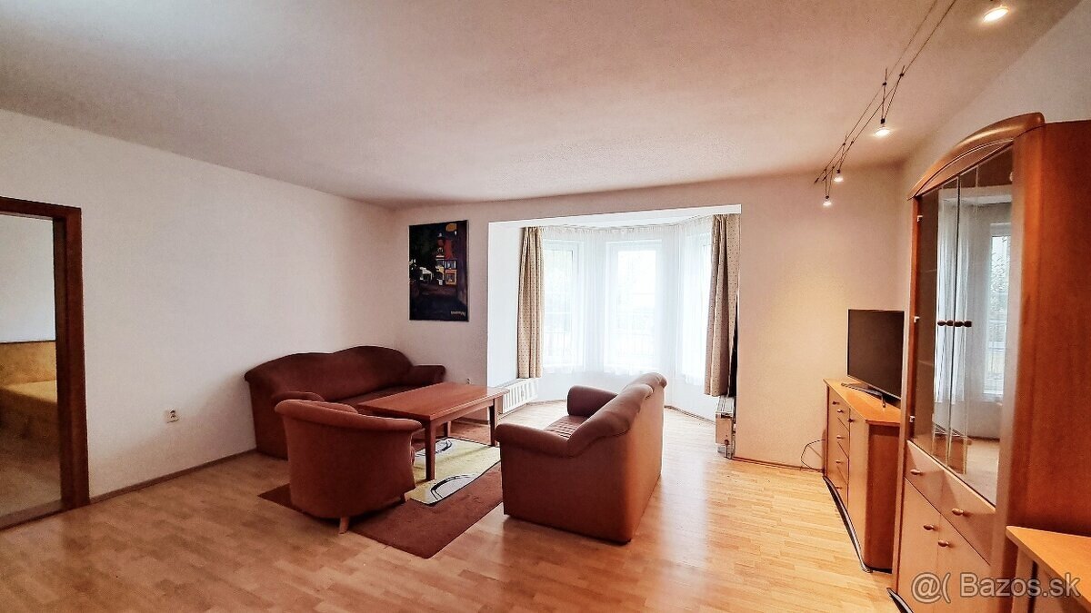 Prenajmem 3 izbový byt Liptovský Mikuláš - Palúdzka - 2