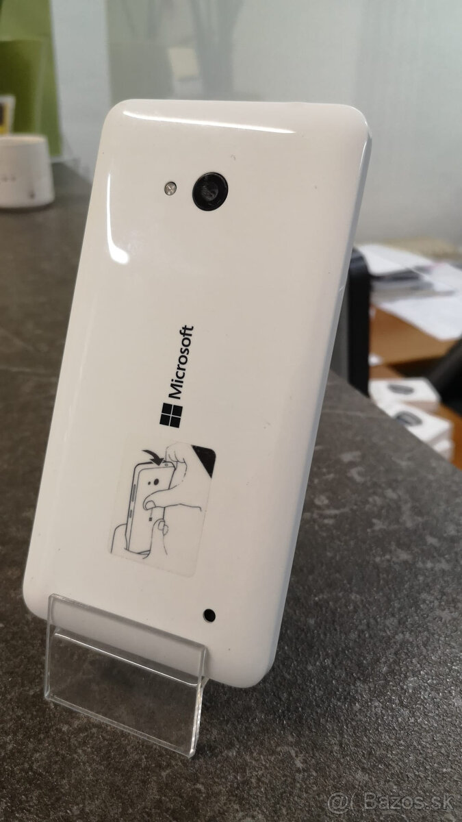 Nokia Lumia 640 biela alebo cierna farba odblokovany - 2