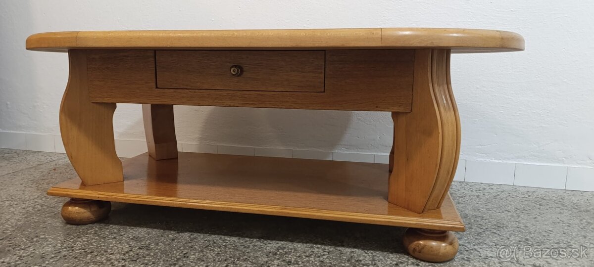 Konferenční stolek, masív, Nábytek s příběhem - 2