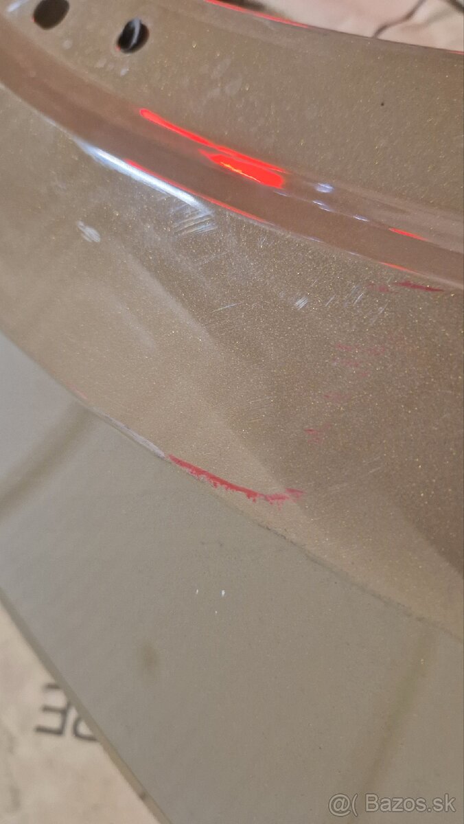 PREDNY BLATNIk Q8 4m AUDI ĽAVY - 2