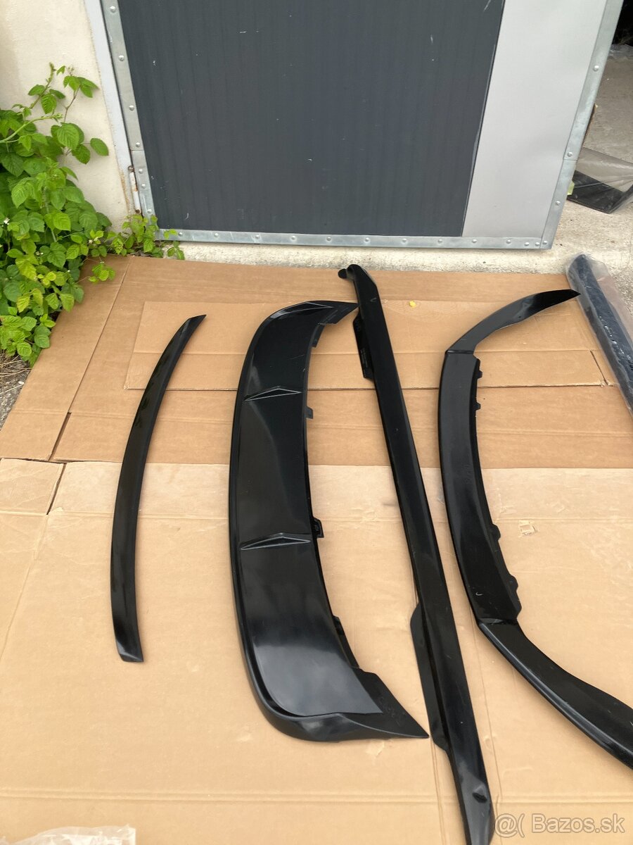 spojlery skoda rapid paket spoiler prahy - 2