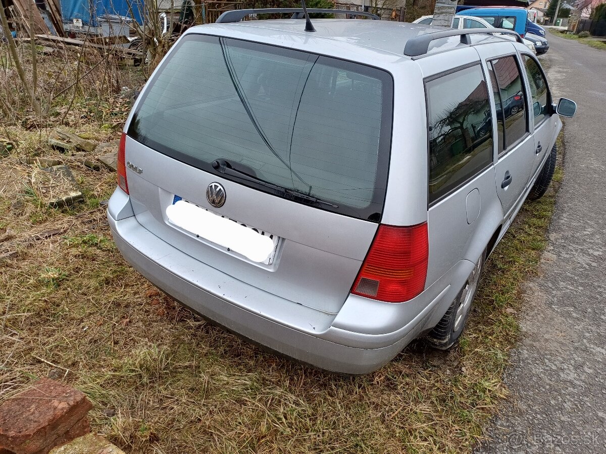 Rozpredám Volkswagen Golf 4 1.6i - 2