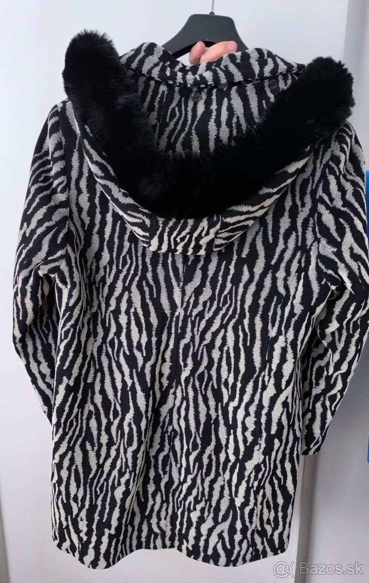 Dámsky kabát velk. 48 - 2