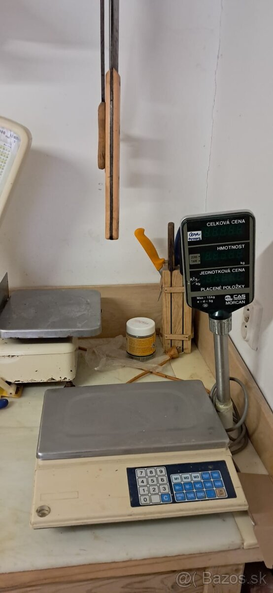 Digitalna vaha stolova a na bednicky - 2