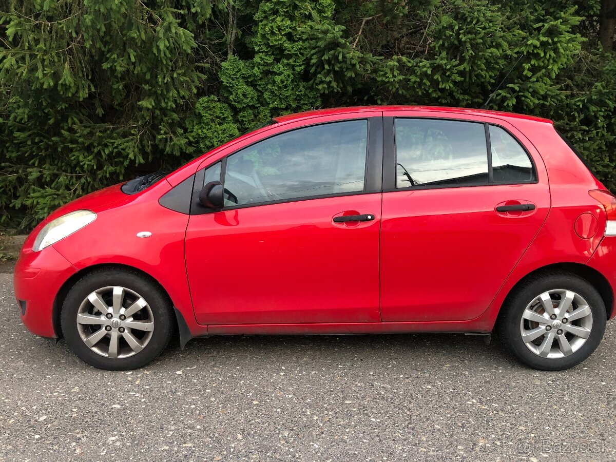 Toyota Yaris - 2