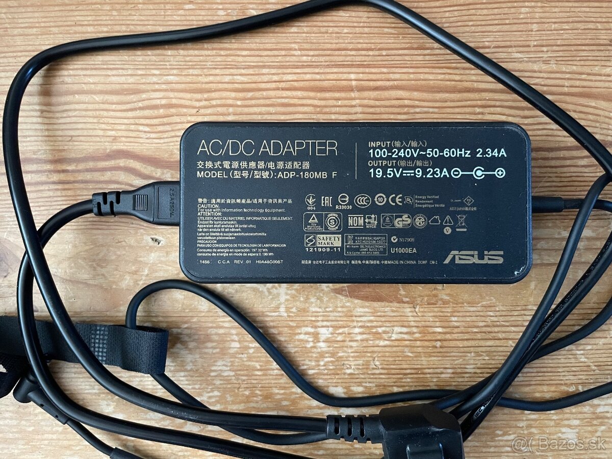 Predam adapter k notebooku asus rog strix - 2