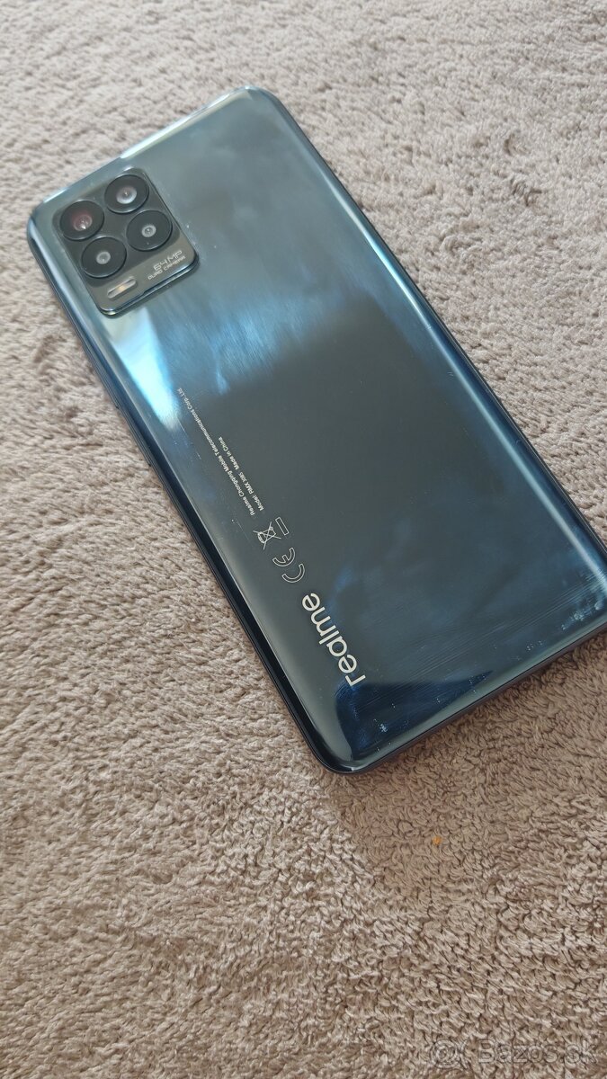 Realme 8 4/64 - 2