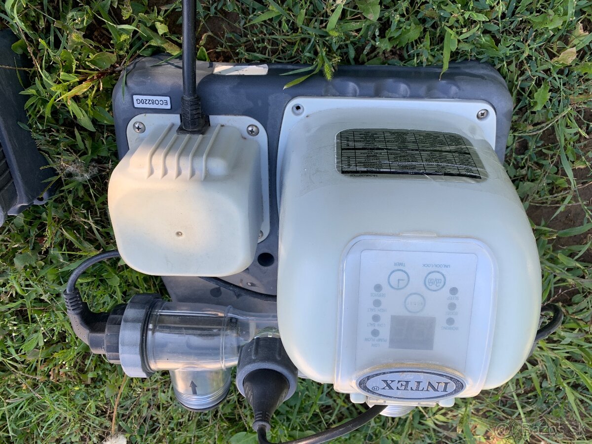 Solinátor chlorinátor Intex ECO 8220G - 2