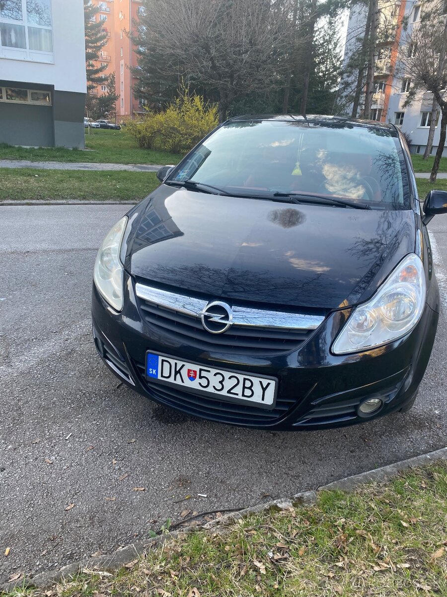 Opel Corsa D 1.2 - 2