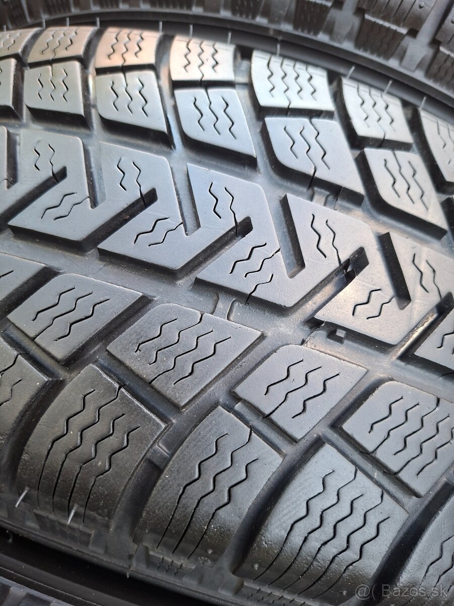 205/70R15 Michelin zimné - 2