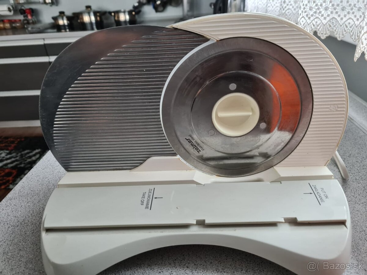 Predám drobné kuchynské spotrebiče – jednotlivo aj spolu - 2