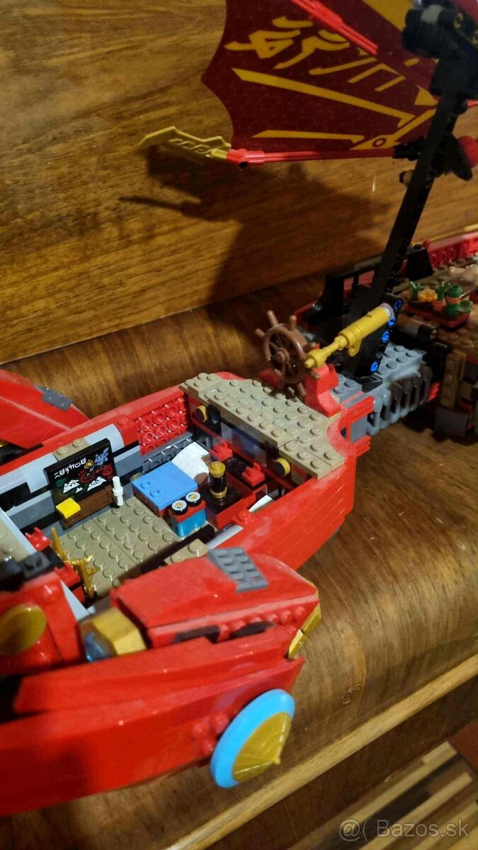Lego Ninjago Destiny's Bounty 71705 - 2