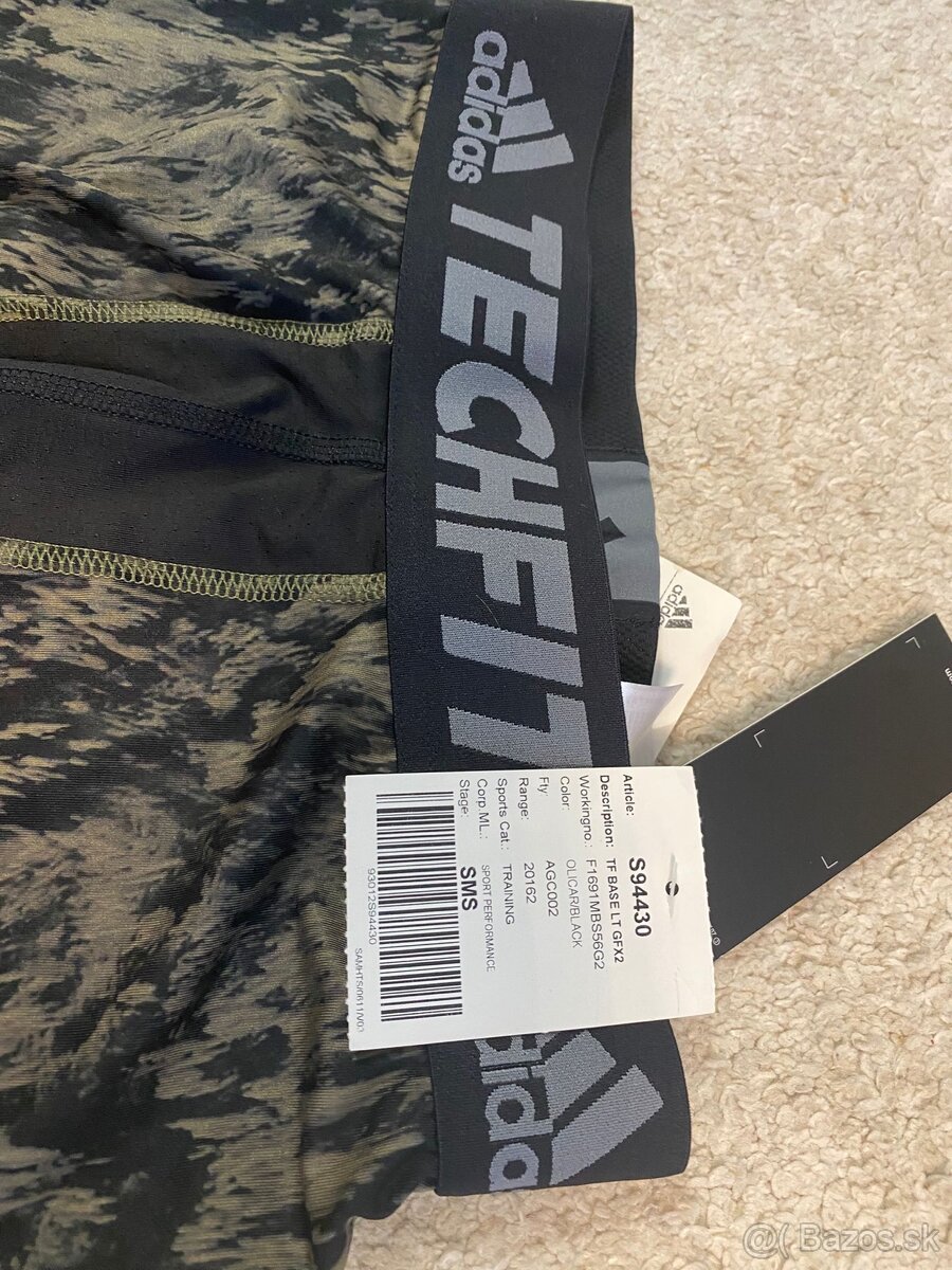 Pánske Adidas Techfit legíny - 2