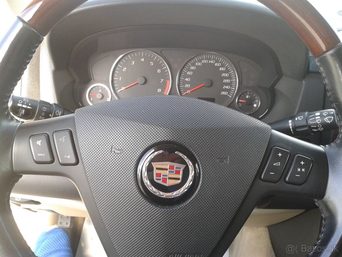 Pracam jedinečný cadillac - 2