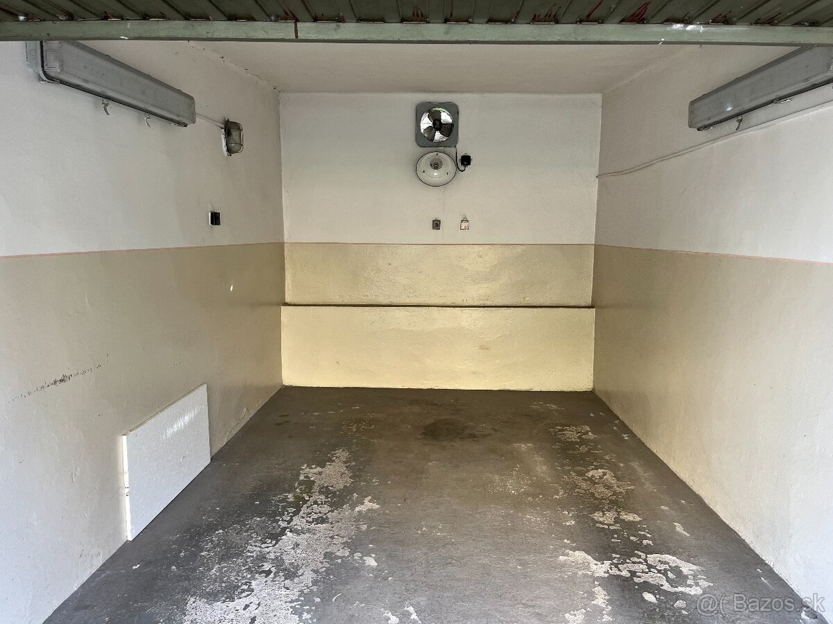 🔑 Garáž na prenájom pri Váhu – dlhodobo - 2
