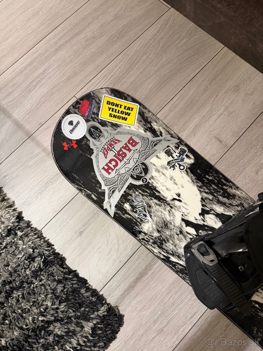 Snowboard s viazaním 148cm - 2