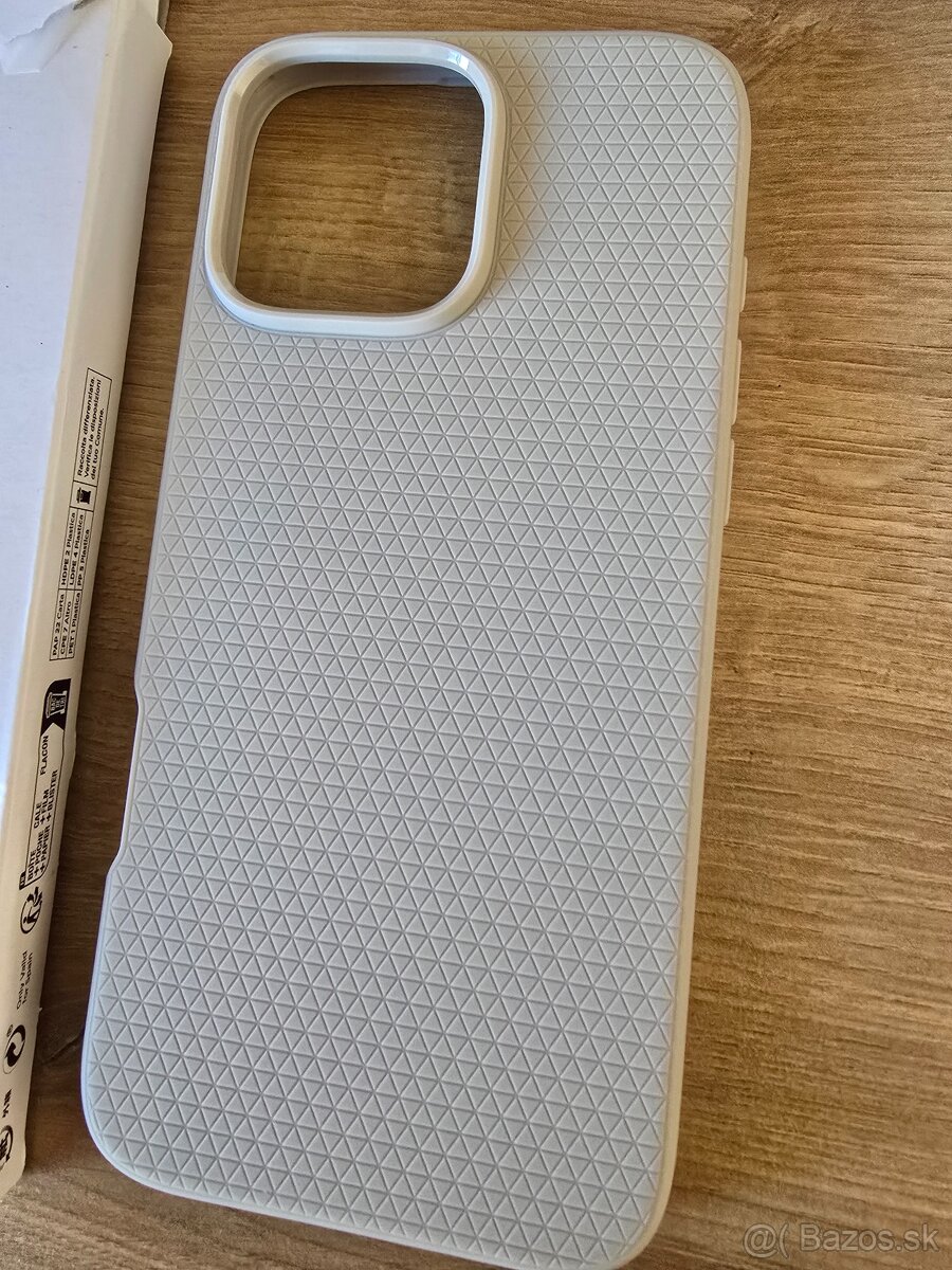 kryt SPIGEN na iphone 16 pro max - 2