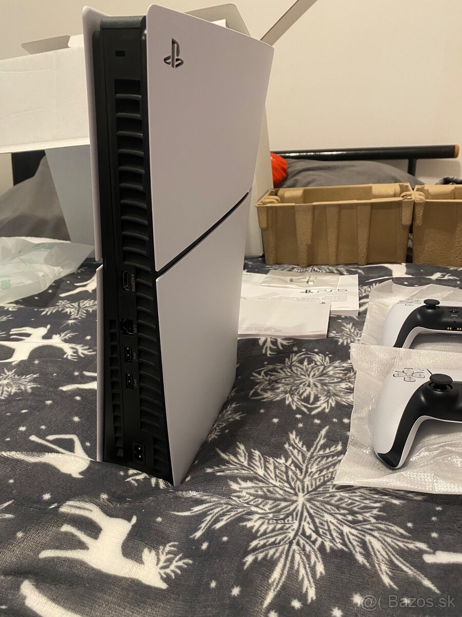 PlayStation 5 Slim 1TB + 2× DualSense - 2