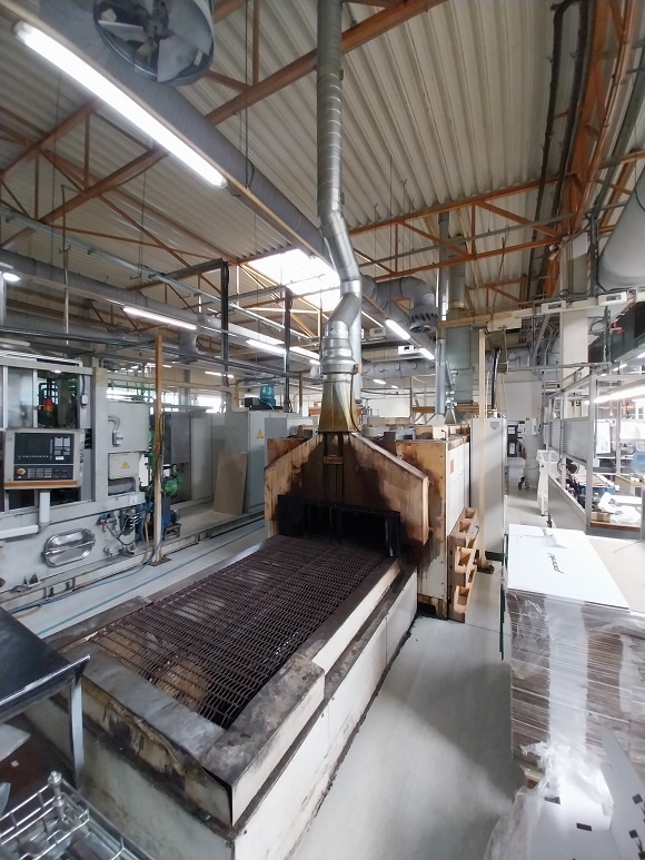 Priebežnú popúšťaciu pec Realistic - 2