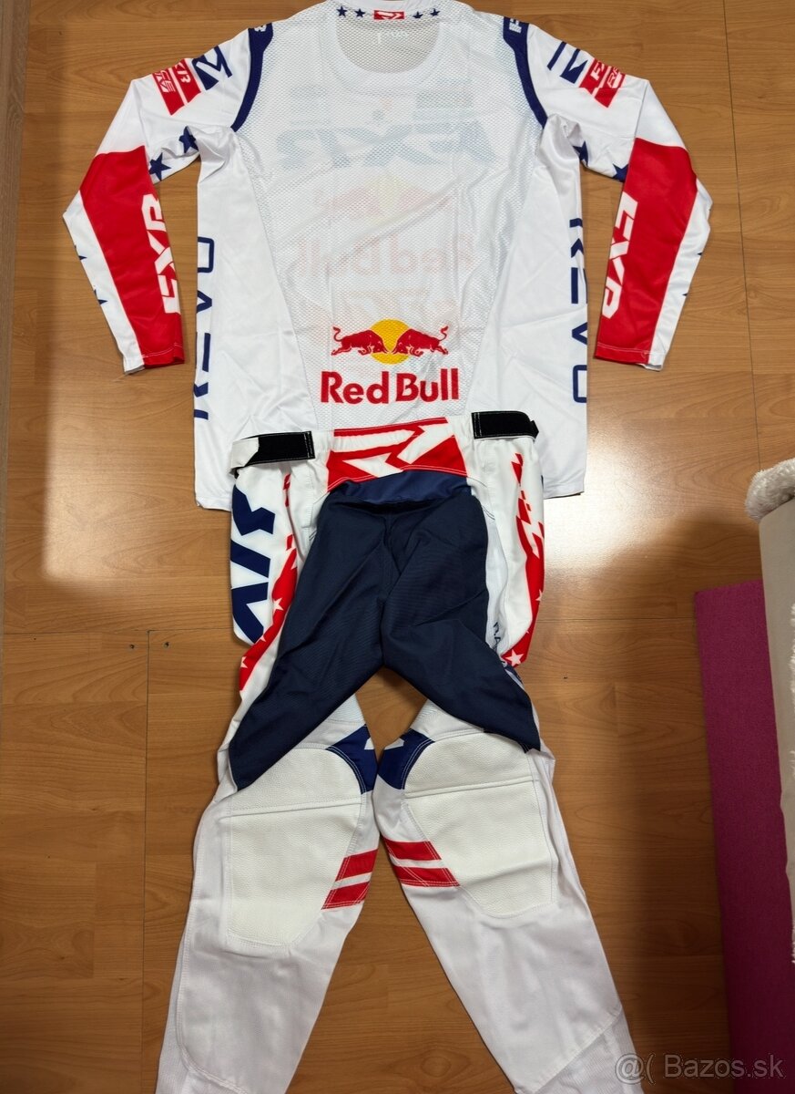 Redbull motocrossový set - 2