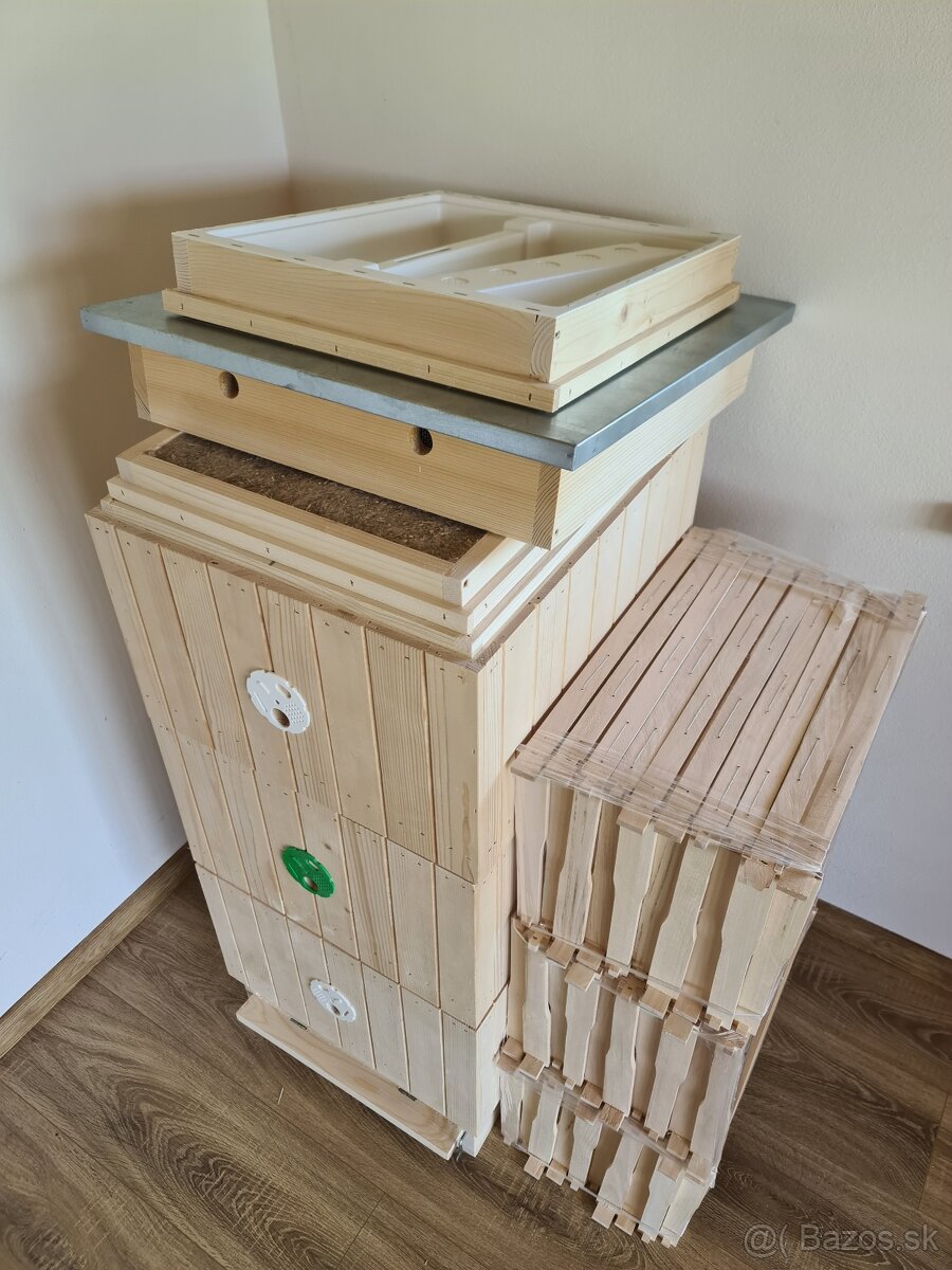 Predám nové včelie úle B10 a E10 a prislusenstvo - 2