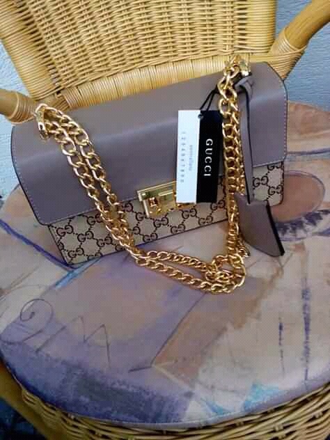 Zaujimava kabelka - 2