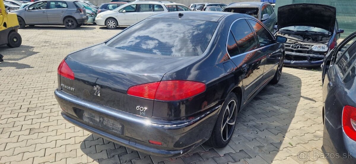 Lacno rozpredám Peugeot 607 1999-2010 na náhradné diely - 2