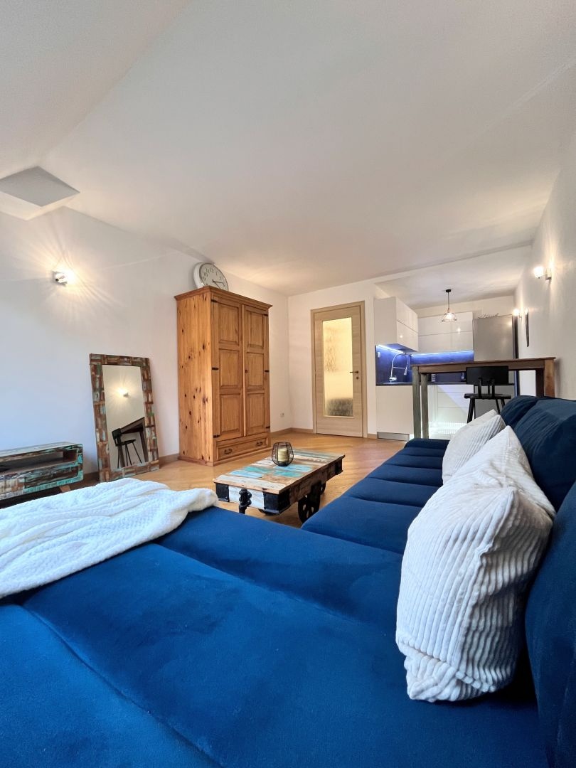 Prenajmem 1 izbovy byt v centre Skalice - 2