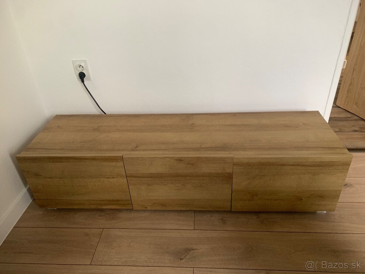 Skrinka pod tv - 2