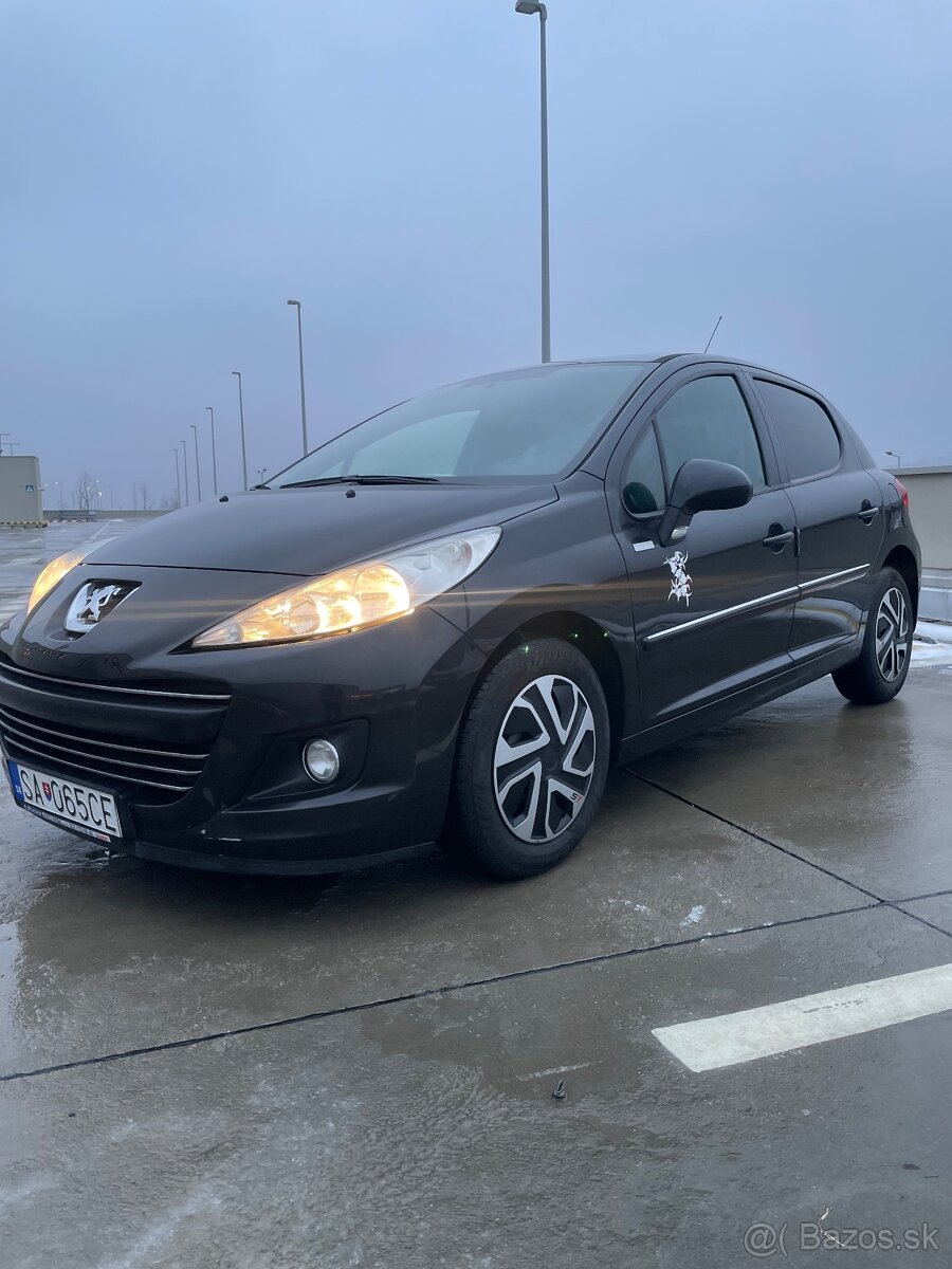Peugeot 207 1.4 16V - 2