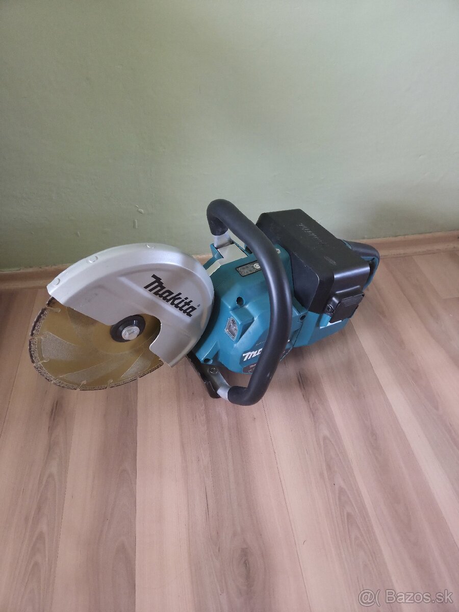 Makita DCE090ZX1 - 2