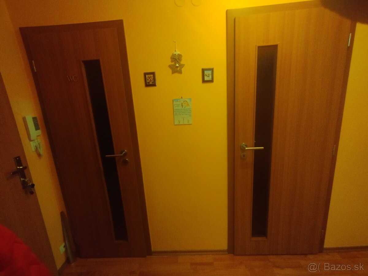 Dvere a zárubne - 2