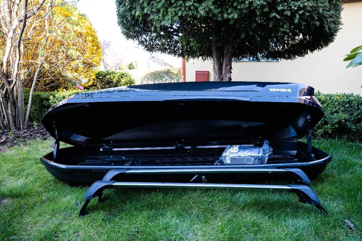 Strešný Nosič + Box Yakima naLexus IS 2013-2020 - 2