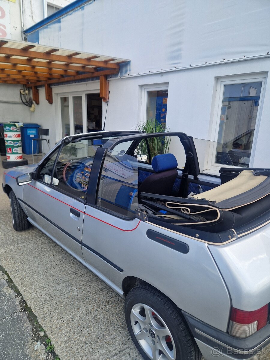 PEUGEOT 205 CABRIO - 2