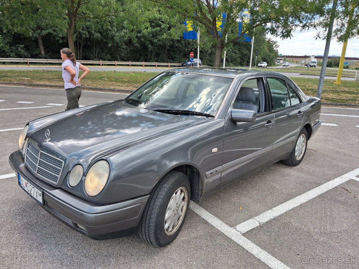 Mercedes w210 e 200 - 2