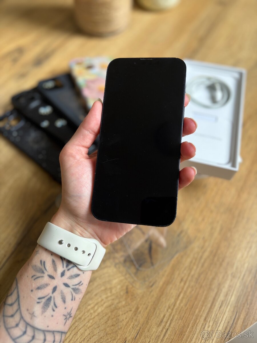 iPhone 14 čierny - 2