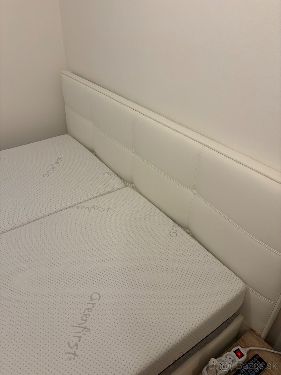 Kvalitná slovenská manželská Posteľ DREVONA - 2