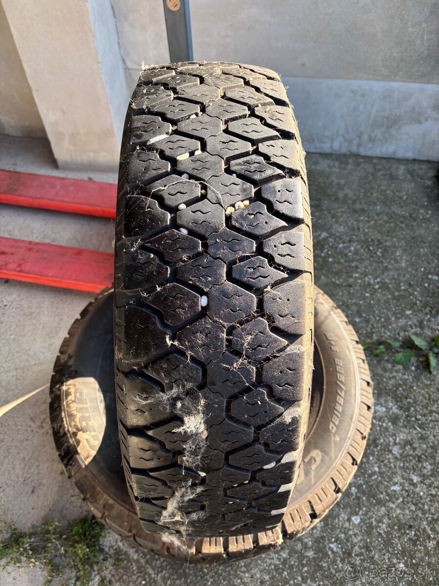 pneu 225/75 r16c - 2