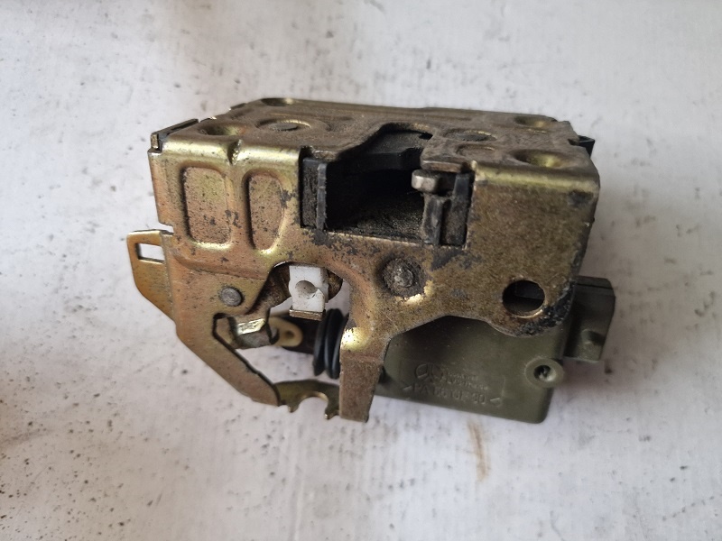 Zámok dverí LZ Renault Thalia - 2