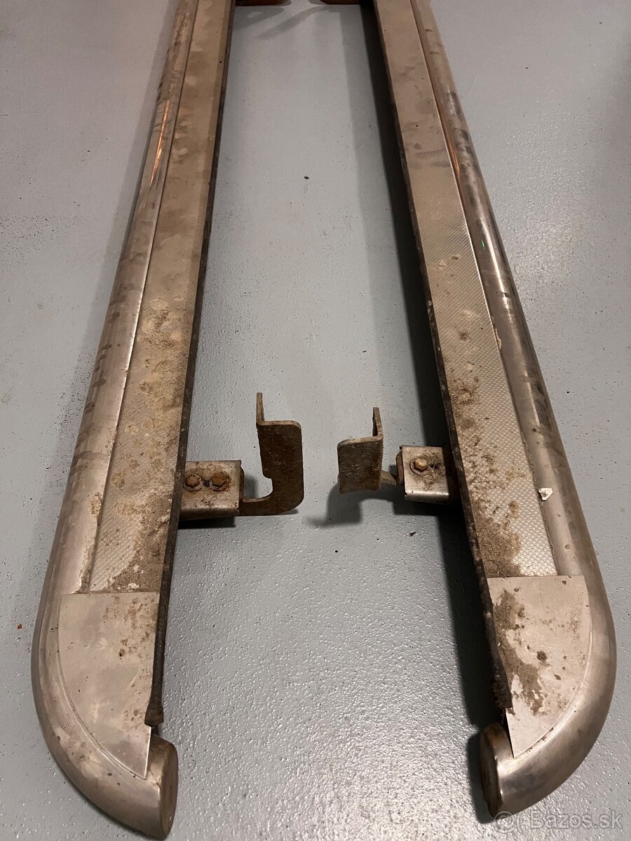 Nášlapy na nissan Pathfinder, navara - 2