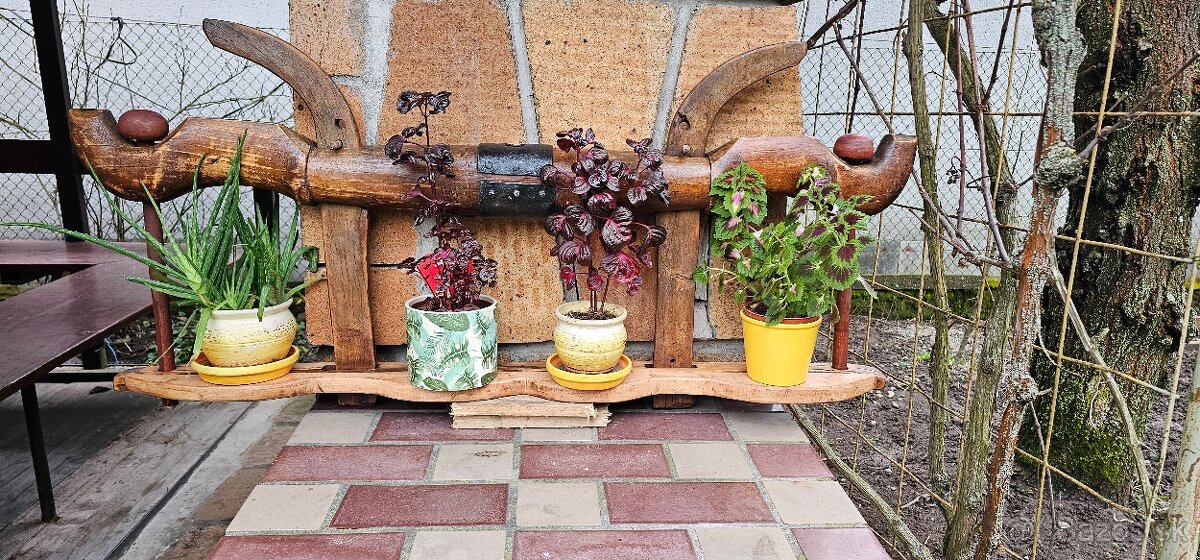 Okrasne jarma _ stojan na kvety - 2