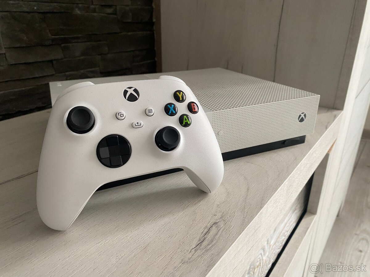 Xbox One S 500Gb - TOP STAV - 2
