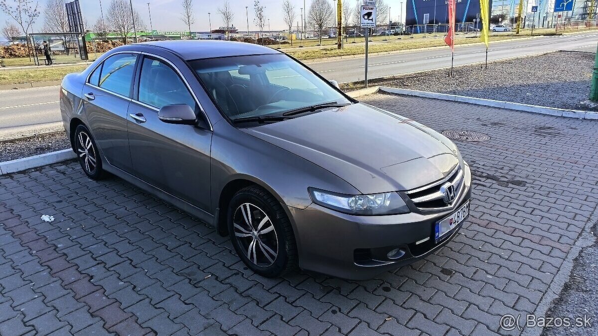 Honda accord 2,2 cdti 103kw - 2