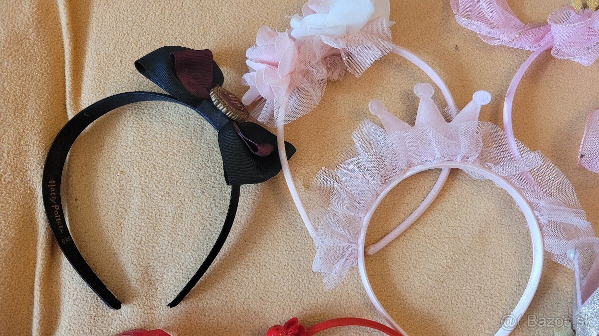 Čelenky - 12 ks + 2 ks paličky- super stav - 2