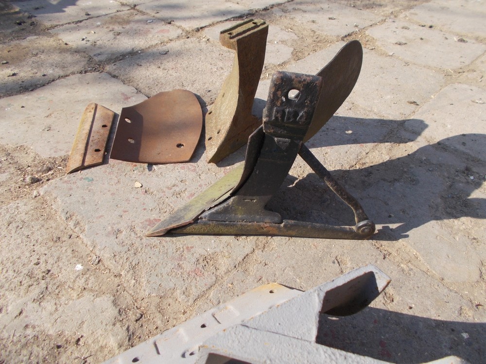 pluhy za malotraktor - 2