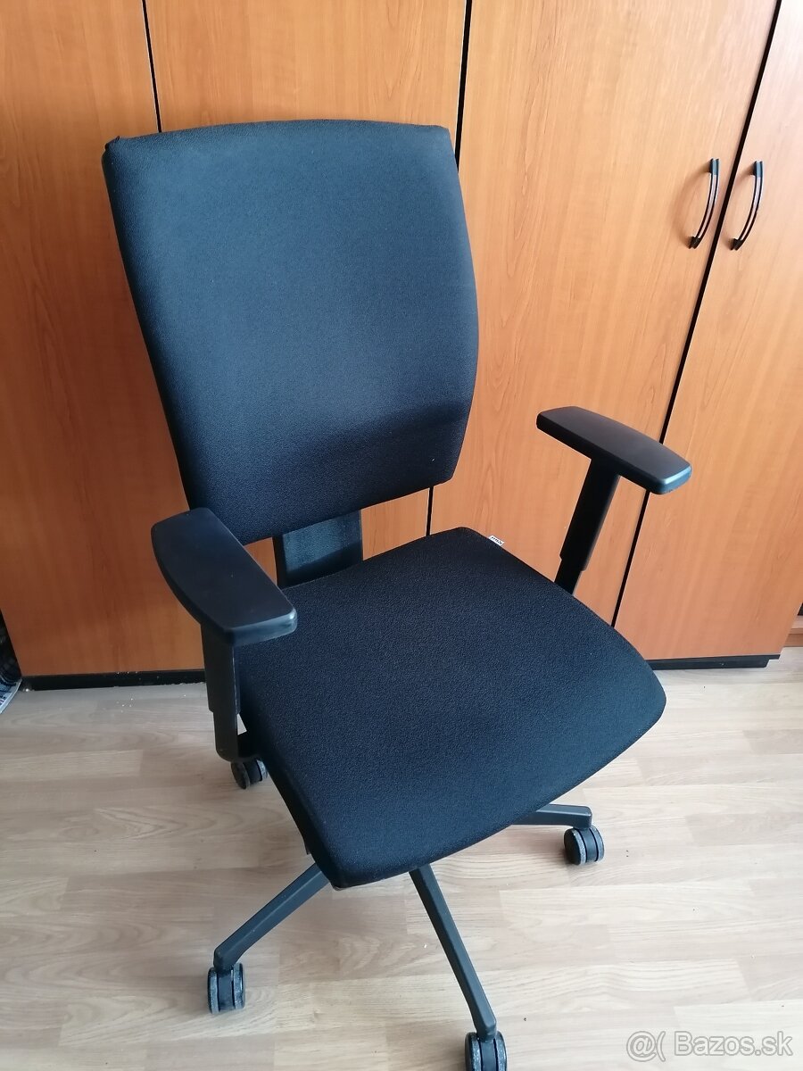 kancelárska stolička - 2