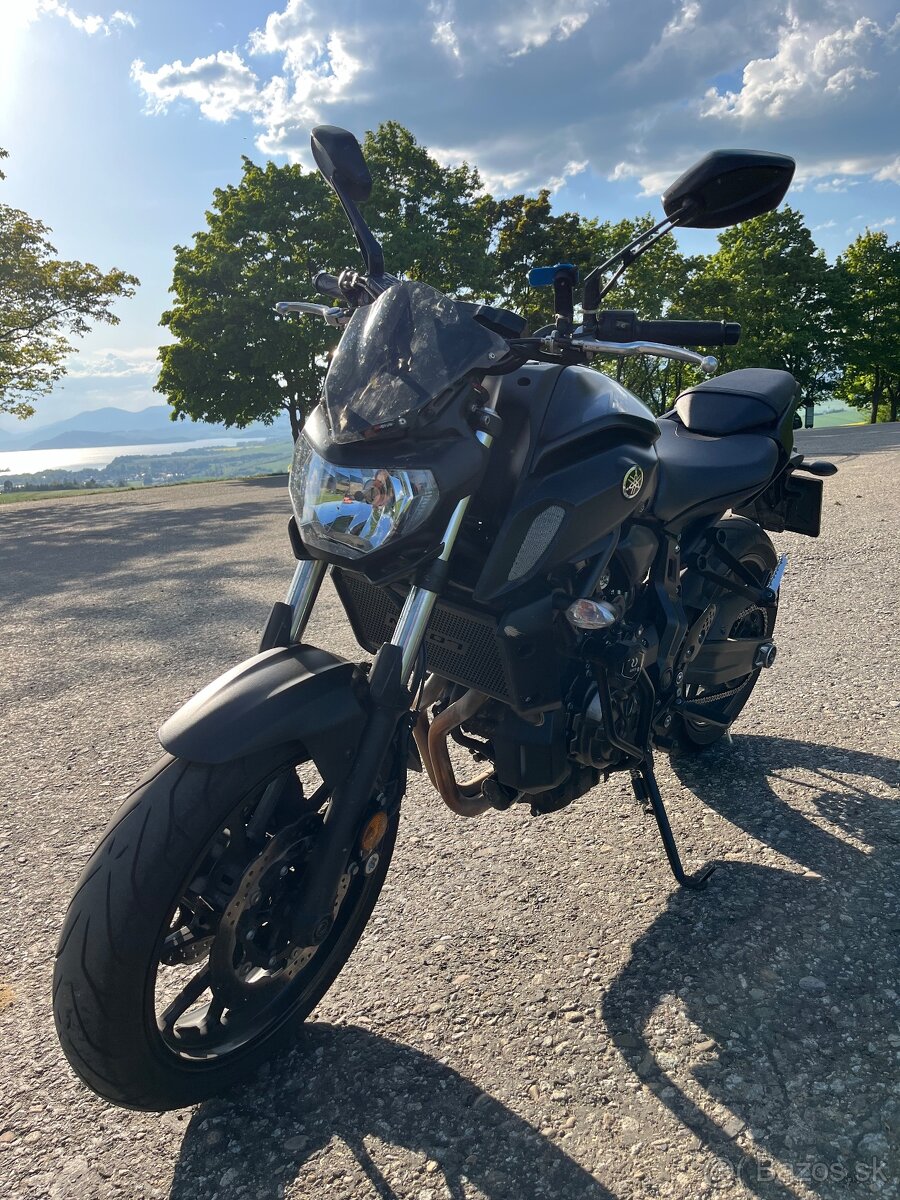 Yamaha MT 07 - 2