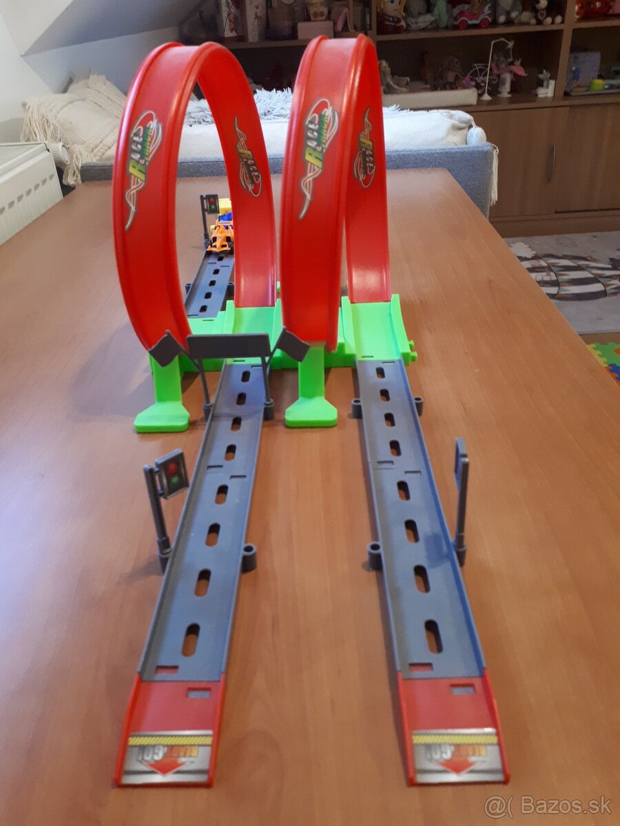 Pretekárska autodráha - 2